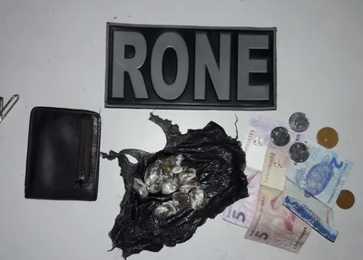 Material encontrado com o acusado