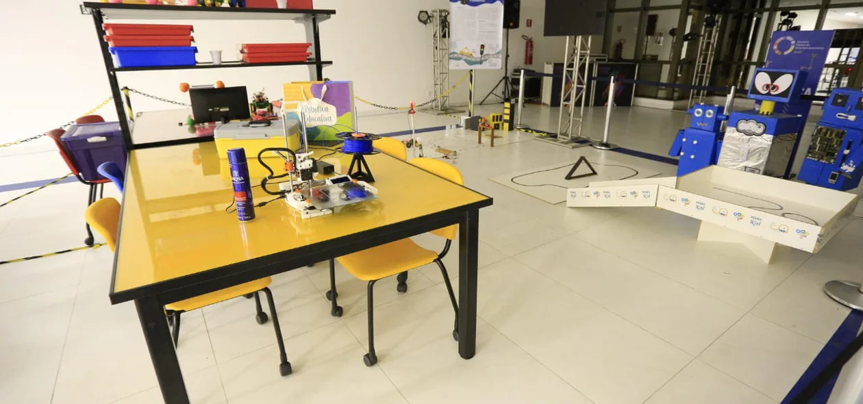 Exposição no Sebrae