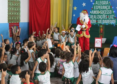 Lançamento da campanha Papai Noel dos Correios em Teresin
