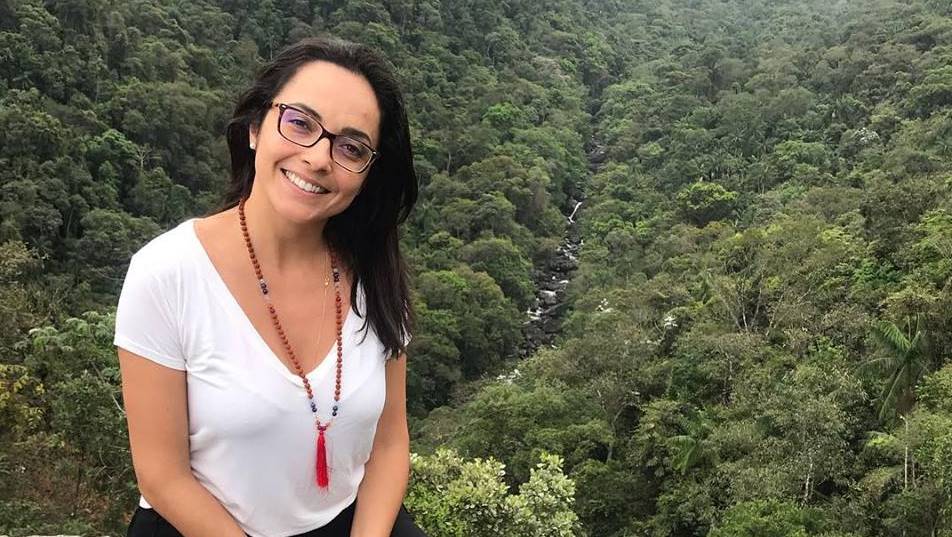 Jornalista Izabella Camargo