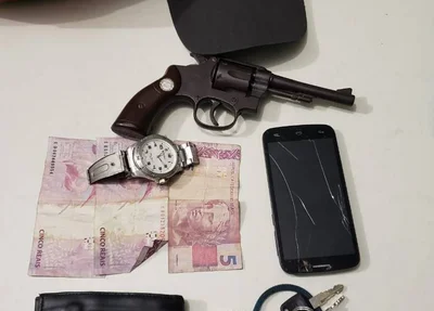 Materiais apreendidos com o menor