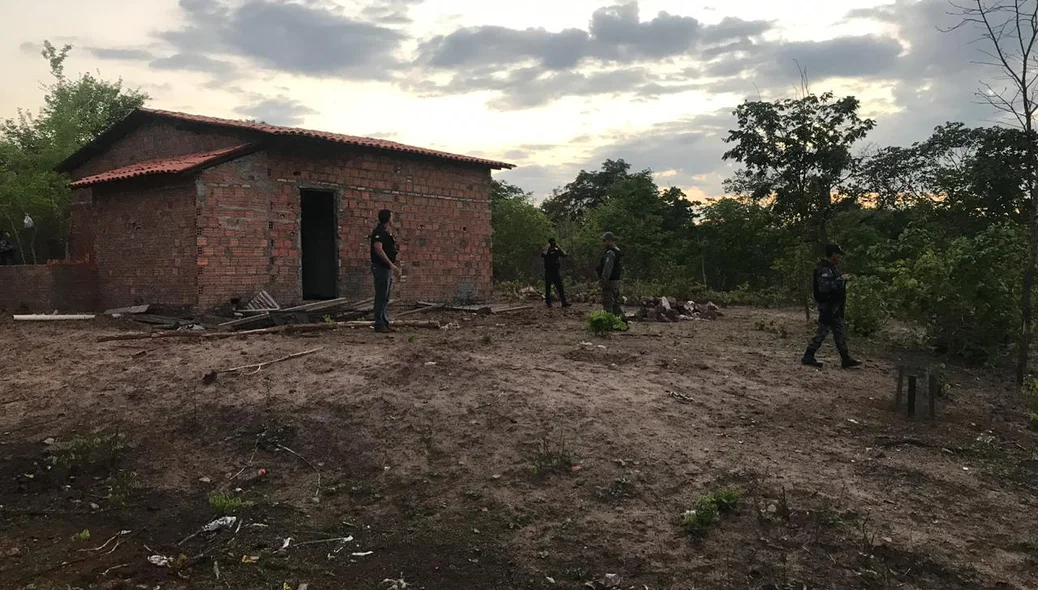 Polícia Civil durante a Operação Dominó