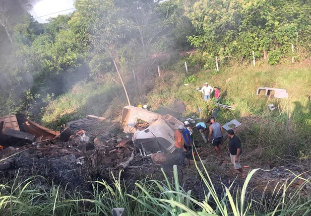 Acidente com caminhoneiro em Balsas 