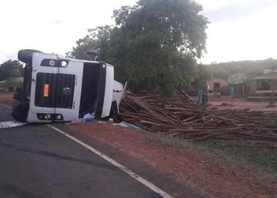Caminhão envolvido no acidente