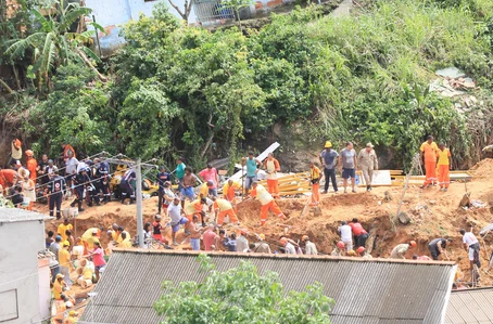 Deslizamento no Morro da Boa Esperança em Niterói