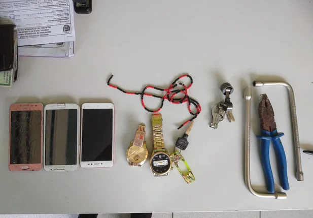 Material apreendido pela polícia