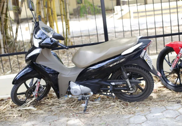 Moto que estava com a chave no contato