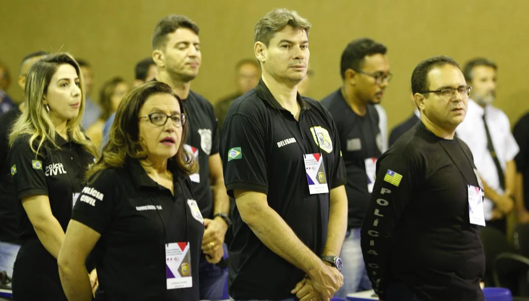 Delegados e Agentes de Polícia Civil