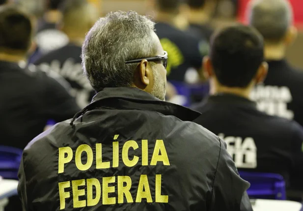 Integrantes da Polícia Federal participando do curso