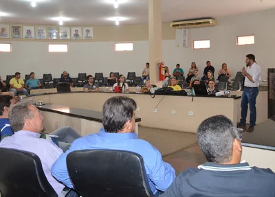 Técnico apresenta dados sobre gastos com a Saúde