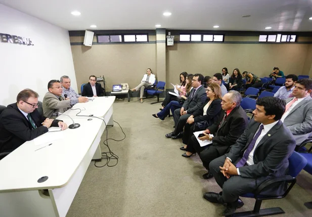 Reunião na Câmara sobre emendas impositivas dos vereadores