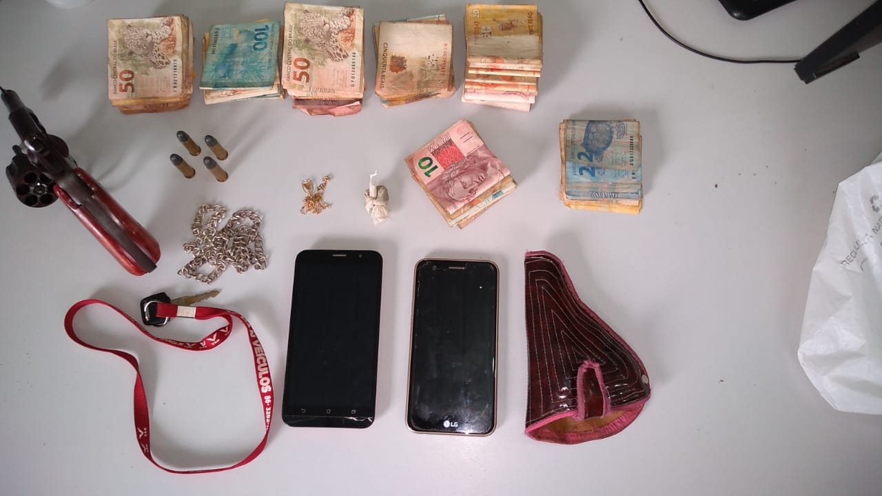 Material apreendido pela Polícia Militar na zona sul de Teresina