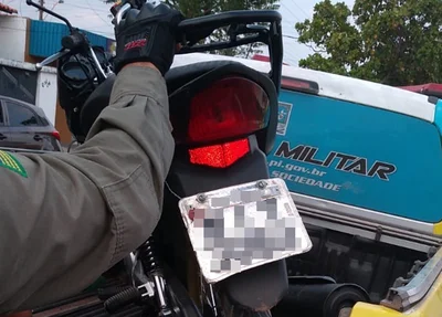 Motocicleta utilizada pelo acusado