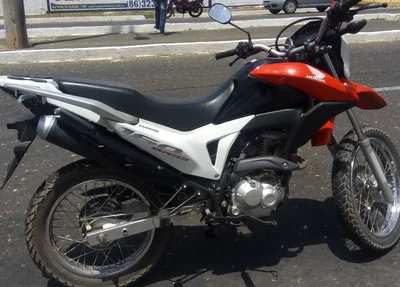 Motocicleta roubada rastreada pelo proprietário