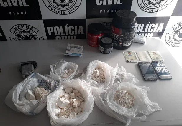 Cocaína apreendida na operação 