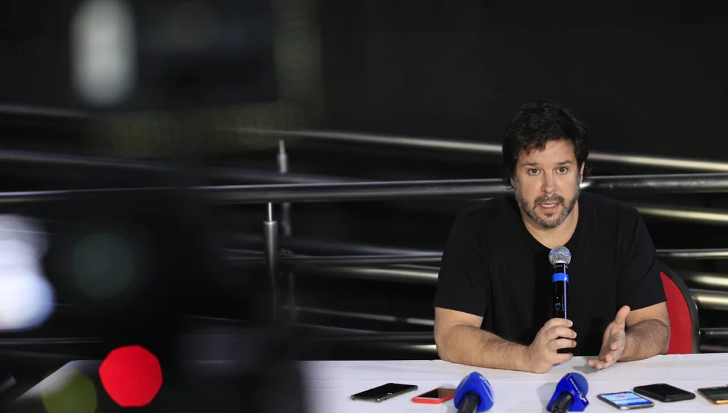 Murilo Benício lança O Beijo no Asfalto