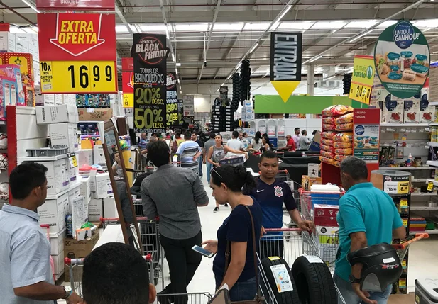  Na Mídia - Black Friday: Queixas dos consumidores têm alta de  50,5% no Reclame Aqui