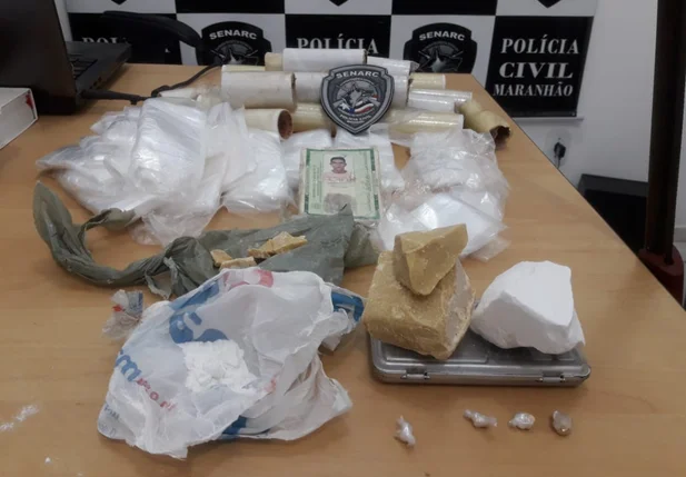 Material apreendido pela Polícia Civil