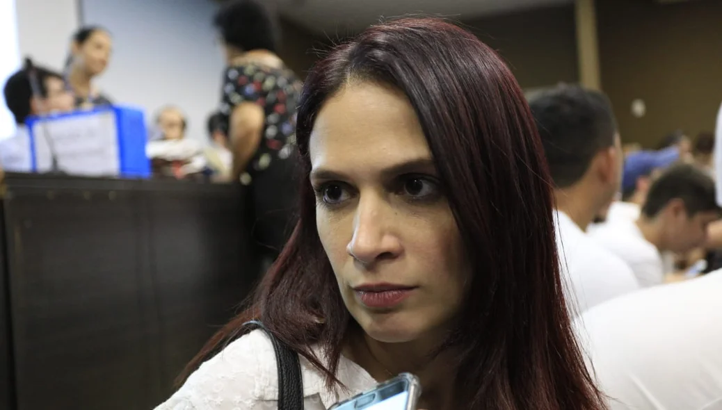 Advogada Georgia Nunes