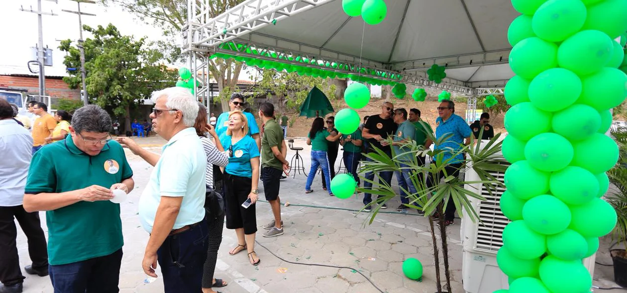 Stand do candidato Carlos Henrique