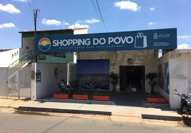 Shopping do Povo em Picos