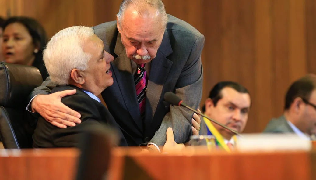 Themístocles Filho e Limma 