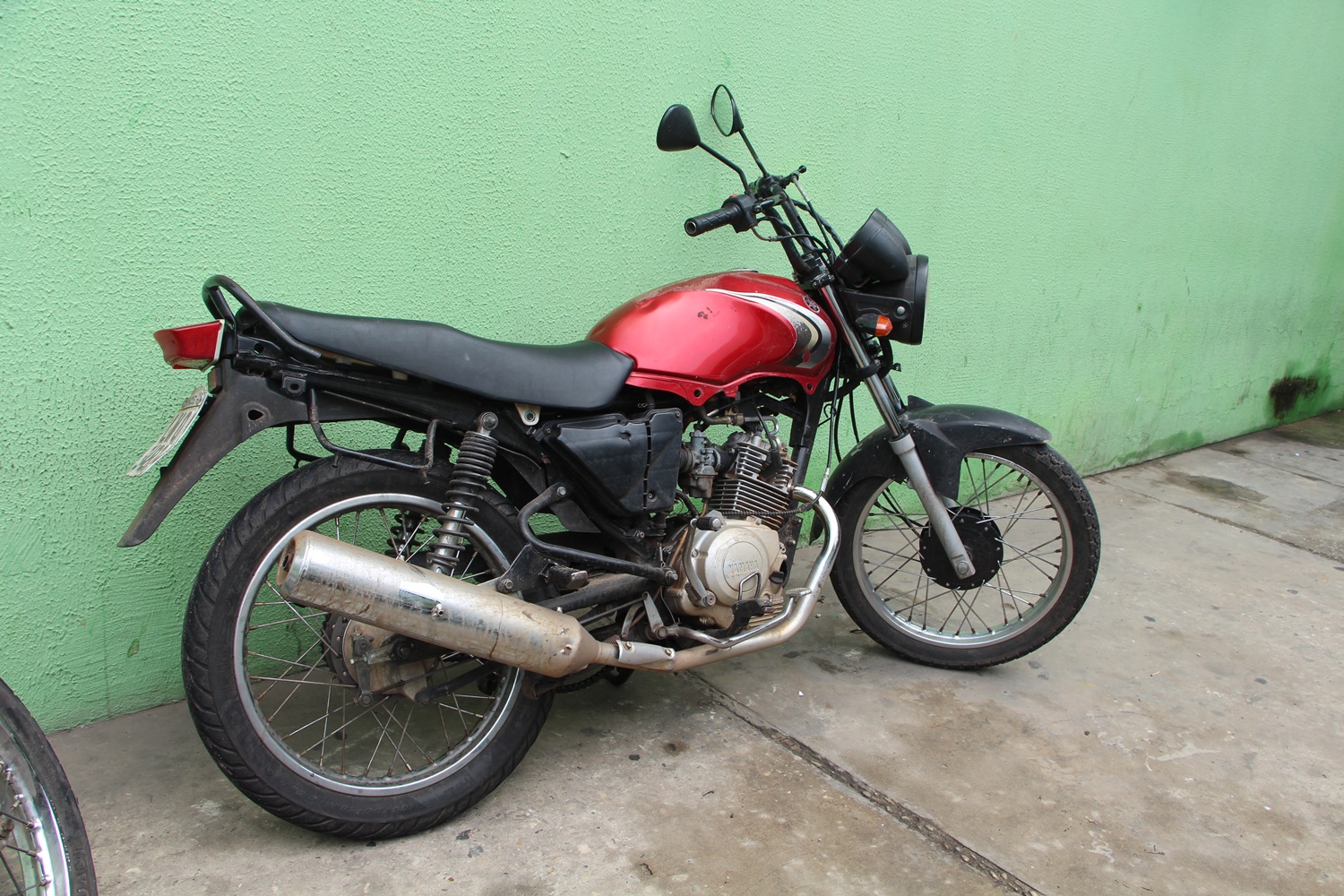 Motocicleta utilizada pela dupla na tentativa de latrocínio