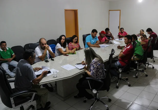 Reunião na Secretaria de Meio Ambiente em Cocal
