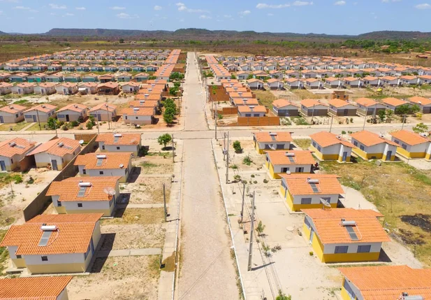 Residencial Cézar Leal, em Altos 