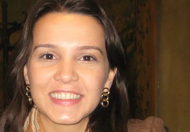 Elisa Bastos Silva
