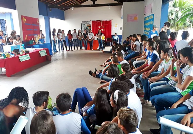 Estudantes de Cocal participam de workshop sobre educação