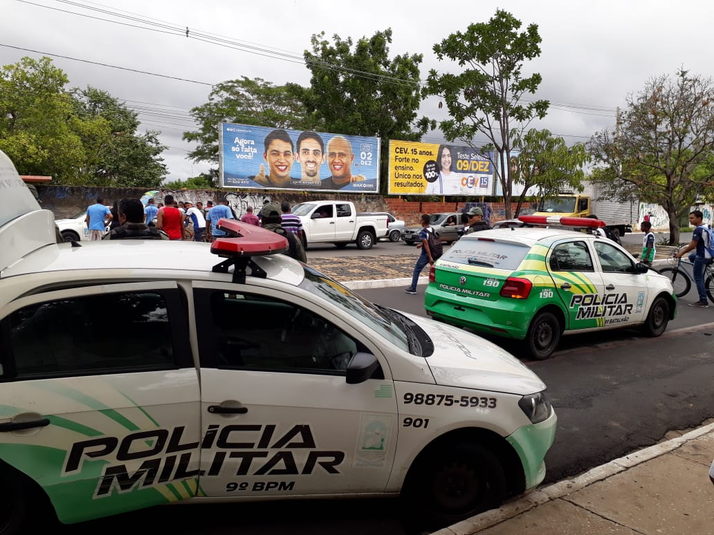 A prisão gerou um grande tumulto na avenida