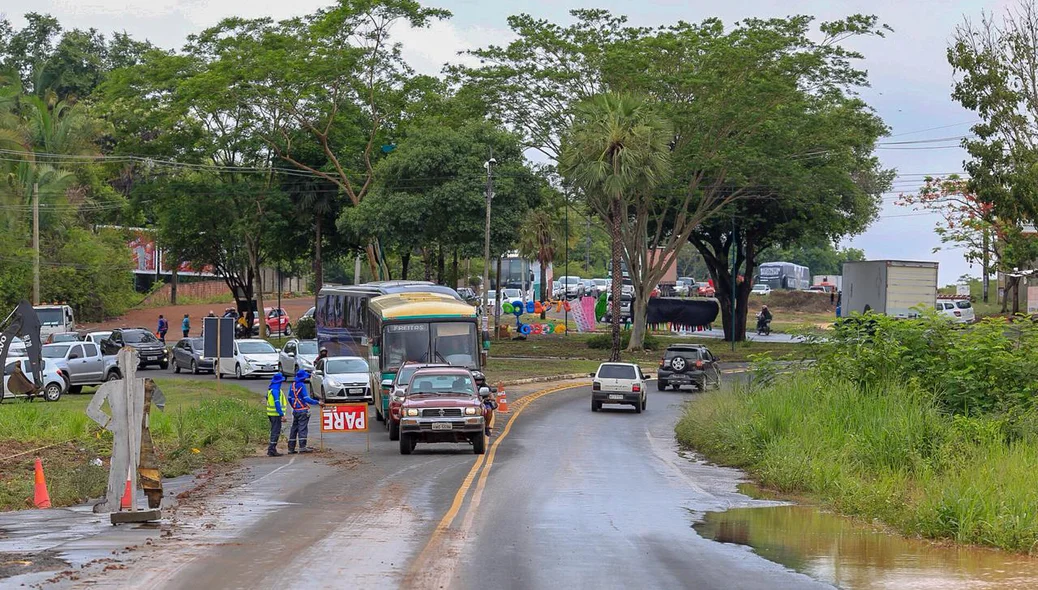 Ainda não existe previsão de quando a pista será liberada