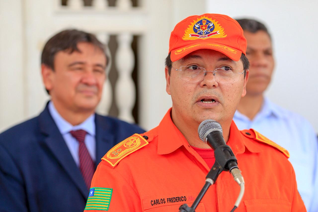 Coronel Carlos Frederico, comandante do Corpo de Bombeiros