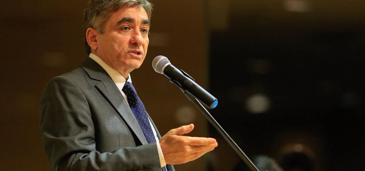 Desembargador Ricardo Gentil 