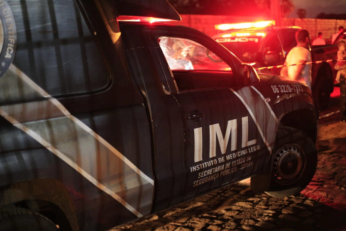 Instituto de Medicina Legal (IML) foi acionado para fazer a remoção do corpo
