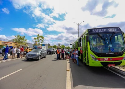 A idosa foi colhida pelo ônibus ao atravessar fora da faixa de pedestre