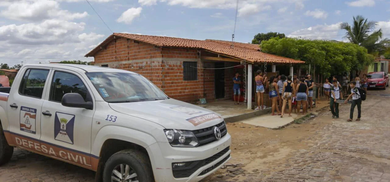 Defesa Civil no local