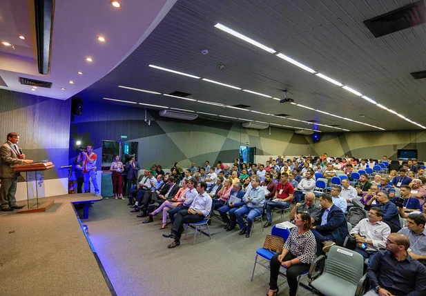 Evento no Sebrae discute sobre energia solar