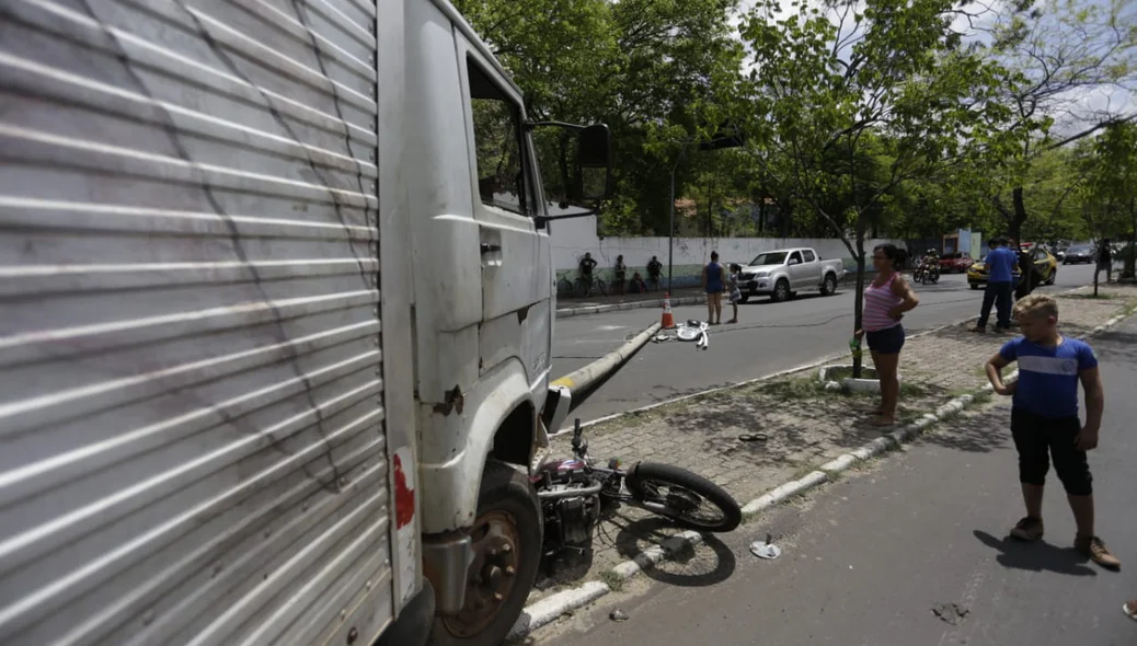 O caminhão estava sem freio