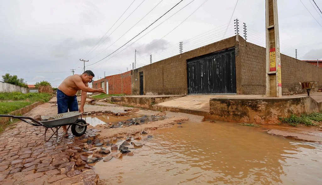 Acesso a residência no Residencial Torquato Neto