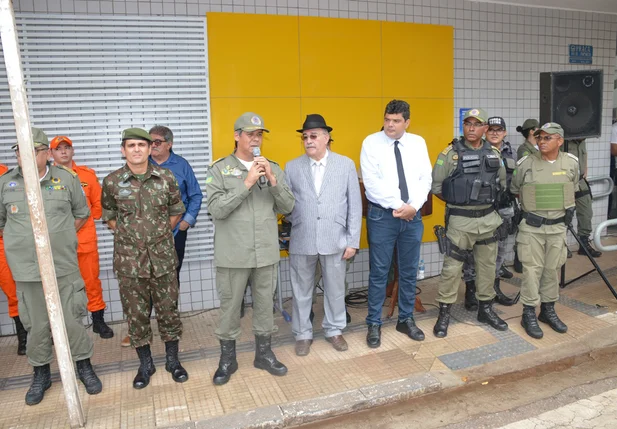 Coronel Lindomar faz laçamento de operação em Picos