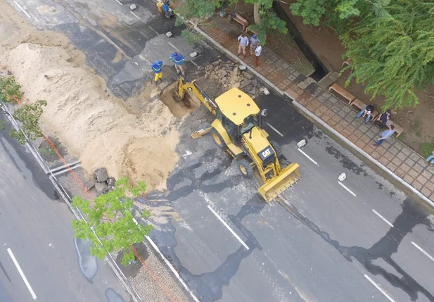 Imagens atualizadas mostram serviços em novos trechos da Avenida Raul Lopes