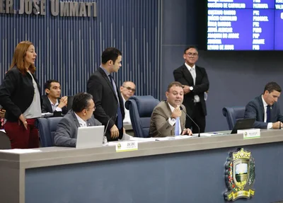 Jeová Alencar durante sessão de votação da regulamentação da Uber