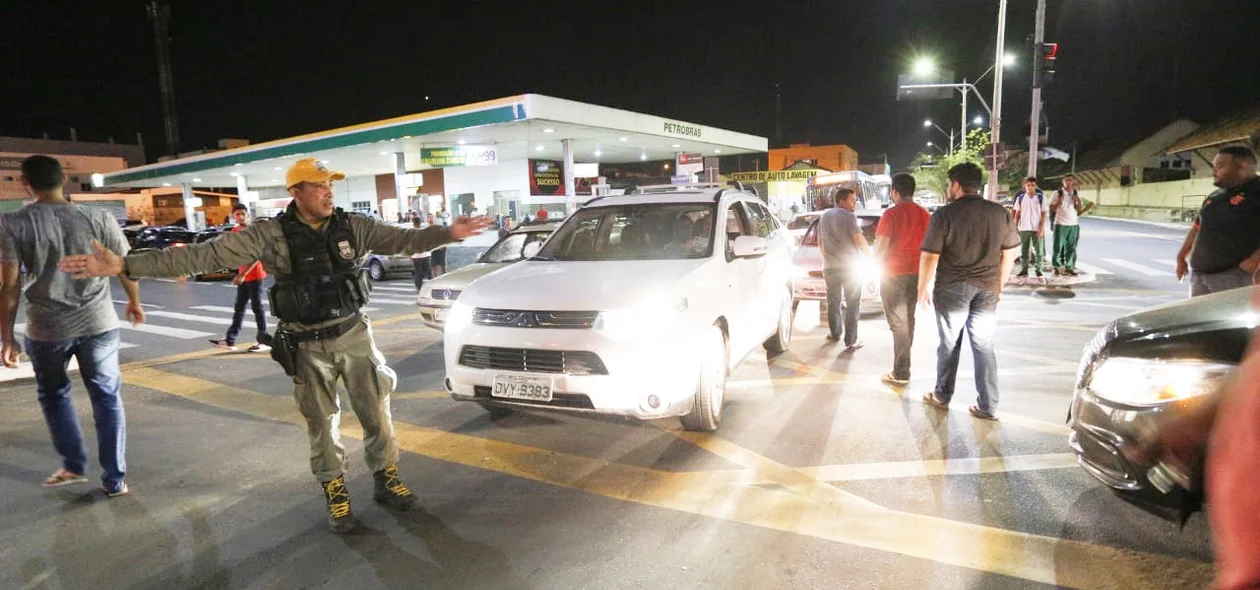 Strans controlou o trânsito no local após a liberação da pista