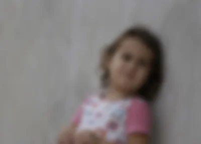 A pequena Alexia ainda não sabe que sua mãe faleceu