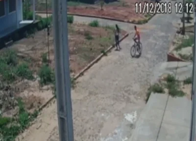 Câmera flagra ação de bandido no Torquato Neto