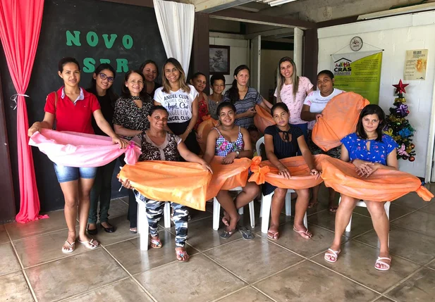 Entrega de kits para gestantes em Campo Maior