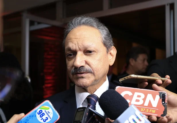 Deputado estadual Wilson Brandão em solenidade de diplomação dos eleitos no TJ-PI