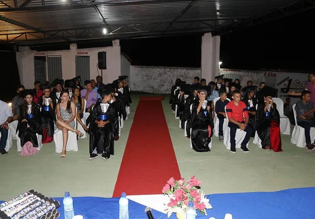 Formatura dos alunos de Cocal